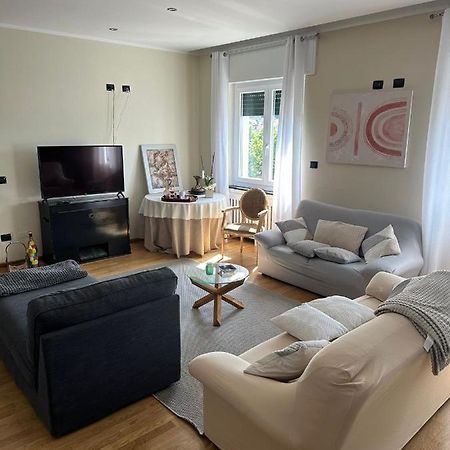 Luxury Center Appartment Novi Ligure Exterior photo