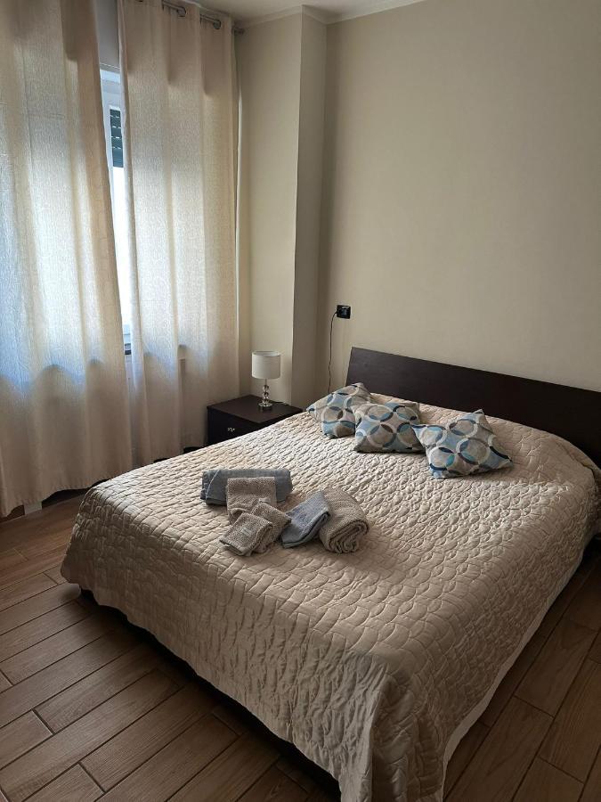 Luxury Center Appartment Novi Ligure Exterior photo