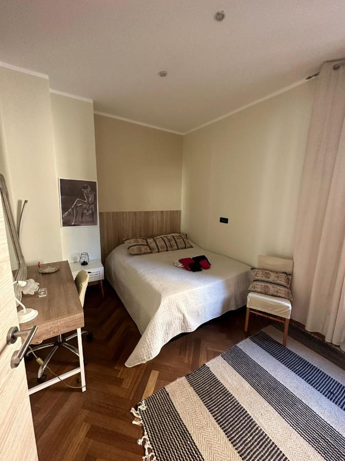 Luxury Center Appartment Novi Ligure Exterior photo